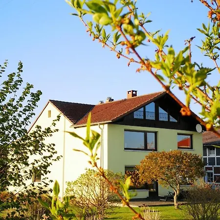 Ferienwohnung Alwine Apartment